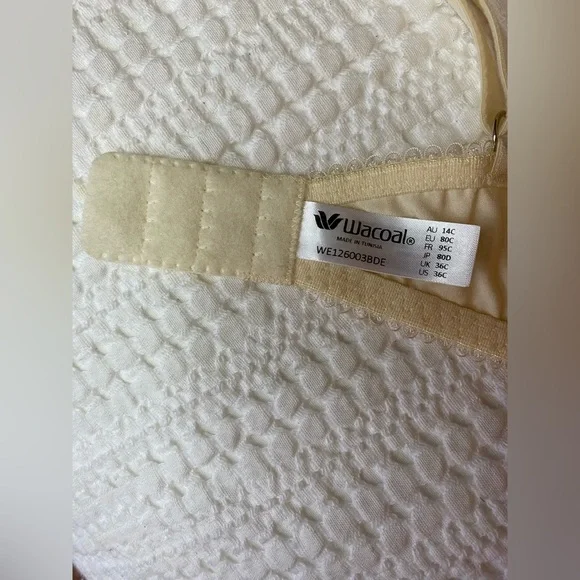 Wacoal 36C 36 C Lace Satin Silk Bra Ivory Off White Lightly Lined Balconette - Picture 8 of 9